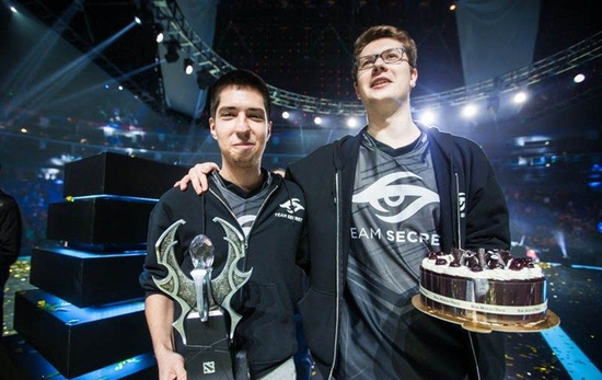 Isurus 在与 Alpha7 Esports 的决战中以压倒性的胜利保住了 CBLOL 2026 的名额;