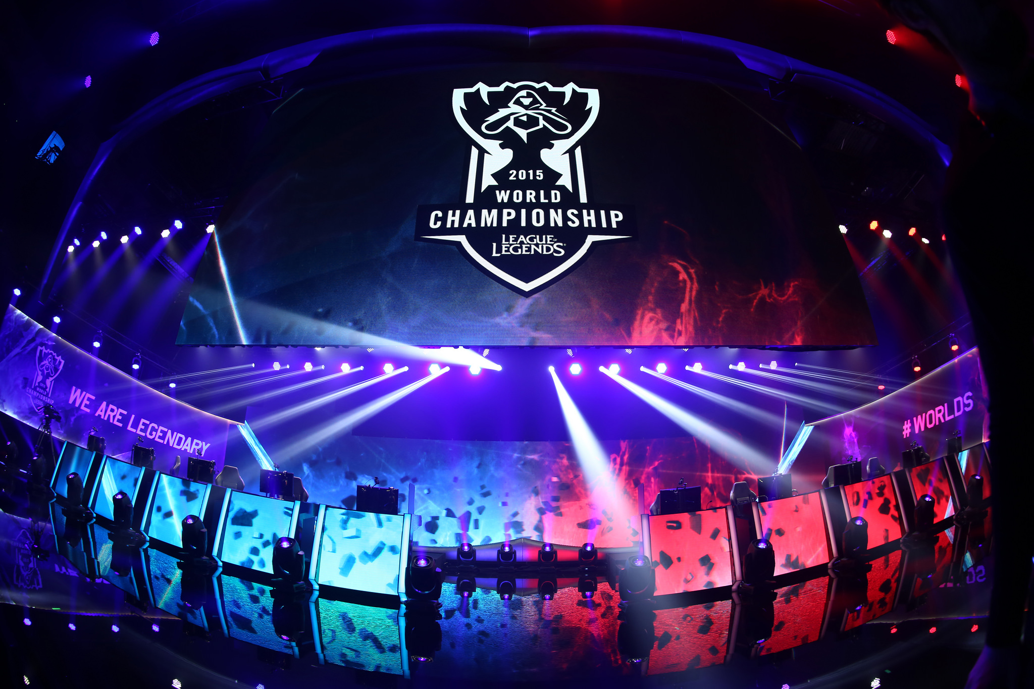 Major快讯：金鳞岂是池中物！FaZe击败ENCE夺双胜